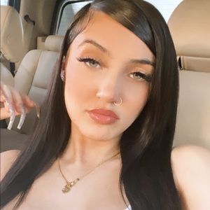 Meet your Posher, Sophia